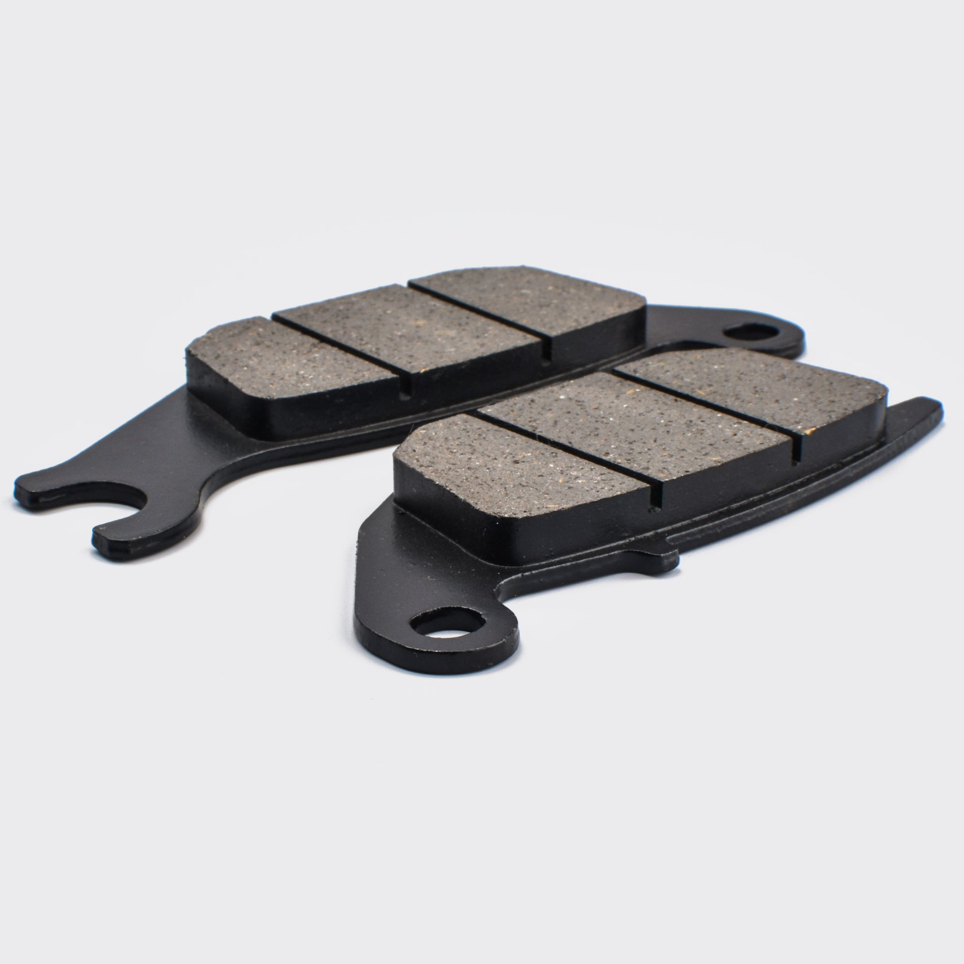 Durable Disk Pad Set [R] R15/Karizma ZMR/FZ/Hunk/CBZ-Xtreme for Hero Two-wheelers