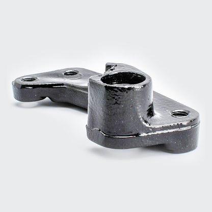 Reliable Caliper Bracket Pulsar 135 for Bajaj Two-wheelers