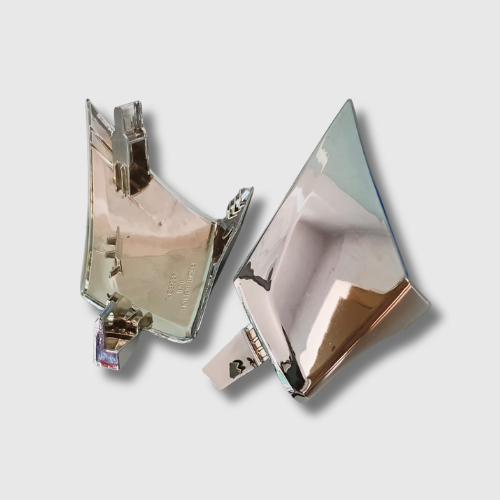 Bottom Right-Hand Indicator Garnish for TVS Jupiter 125 BS6 – durable RH indicator trim with OEM-style fitment.