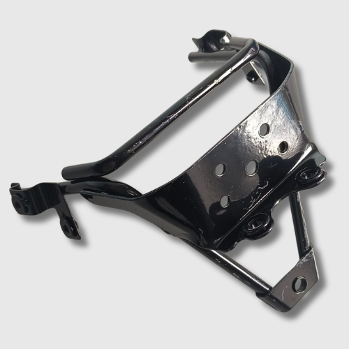Front Mudguard Clamp for Suzuki Access BS6 – durable aftermarket mudguard mounting clamp with OEM-style fitment.